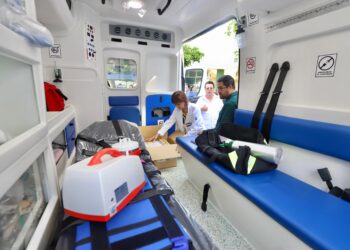 Secretario de Salud entrega ambulancias de urgencias avanzadas en tres municipios del norte de Sinaloa