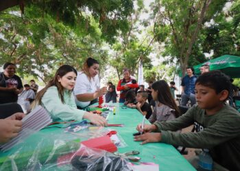 Brigadas de la salud y servicios de DIF Bienestar, llegaron a fraccionamiento Rincón del Parque