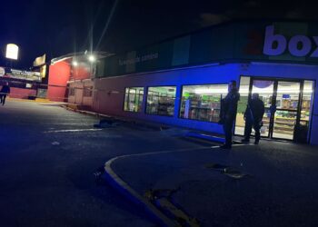 Ejecutan con “Cuerno de Chivo” a un joven en una tienda del bulevar Agricultores