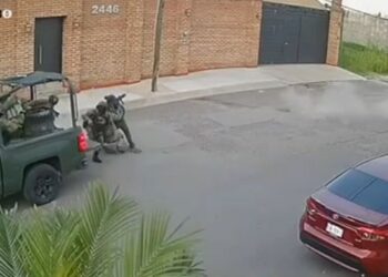 Miembros del crimen organizado y militares se enfrenta a balazos en Riveras de Tamazula