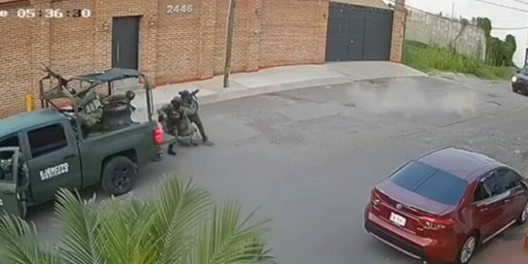 Miembros del crimen organizado y militares se enfrenta a balazos en Riveras de Tamazula