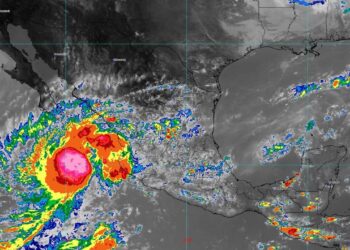 Pide especialista estar atentos al desarrollo de la depresión tropical 9E