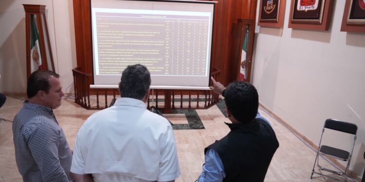 Contabilizan 733 formatos de opinión en primer día de cómputo de Consulta a la UAS