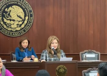 Auditora Superior del Estado comparece ante el Congreso