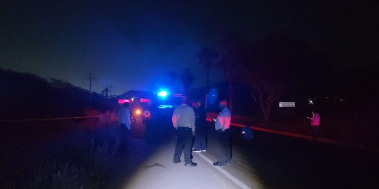 Hallan a dos hombre ejecutados a un costado de la México 15 a la altura del Splash Club