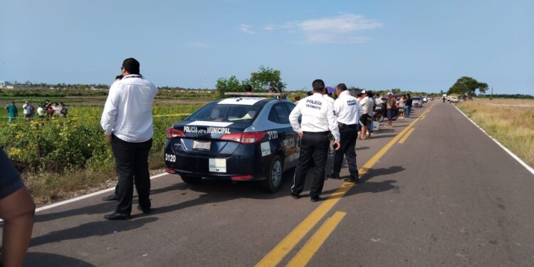 Fallece vecino de El Castillo en volcadura de automóvil
