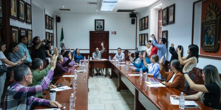 Aprueba Cabildo Decreto del Congreso del Estado para modificar fecha de instalación de la próxima Legislatura