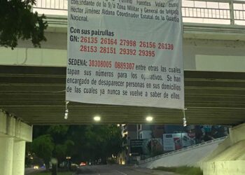 Elementos del Ejército y GN son acusados en mantas de realizar “levantones”
