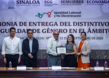 Entrega Rocha Moya distintivo a 27 empresas sinaloenses por fomentar la igualdad de género en el ámbito laboral
