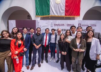 Rubén Rocha y Juan de Dios Gámez dan banderazo de inicio a 35 obras de pavimentación en calles de Culiacán