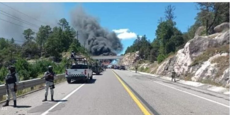 SSPE confirma cierre de Autopista Mazatlán-Durango a causa de dos personas asesinadas