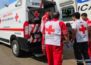 Bala perdida da en una pierna de un hombre que viajaba en un autobús