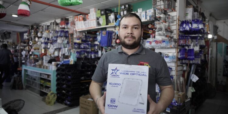 Fluyen los apoyos a empresarios de Culiacán