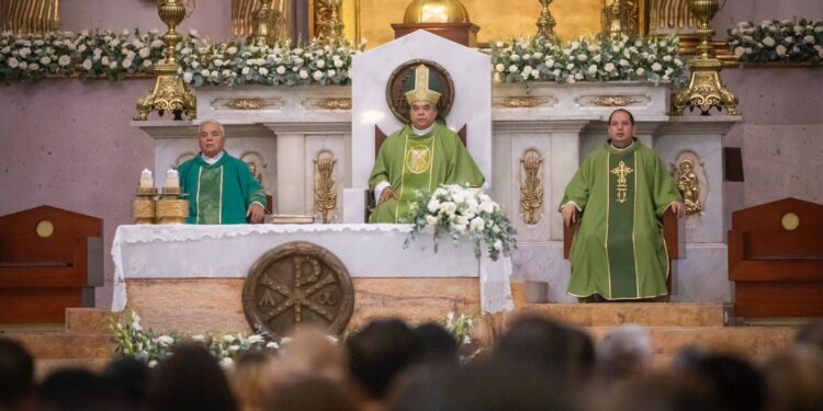 Llama Obispo a mantener la fe y esperanza durante misa conmemorativa por el 493 Aniversario de Culiacán