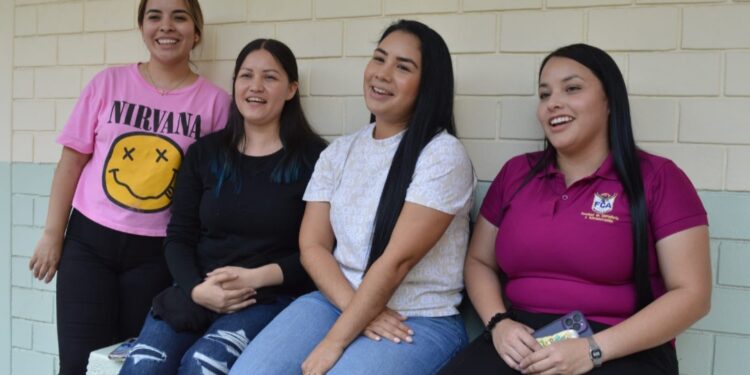 ¡Esta es la UAS que yo quiero! Estudiantes de la semiescolarizada agradecen a la Universidad la oportunidad de seguir construyendo su proyecto de vida
