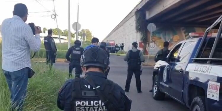 Hallan a tres jóvenes entre 20 y 25 años asesinados debajo del puente “La Costerita”,  al sur de Culiacán
