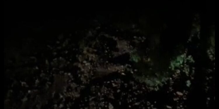 Hallan dos cuerpos semienterrados al sur de Infonavit Barrancos; podría haber más víctimas