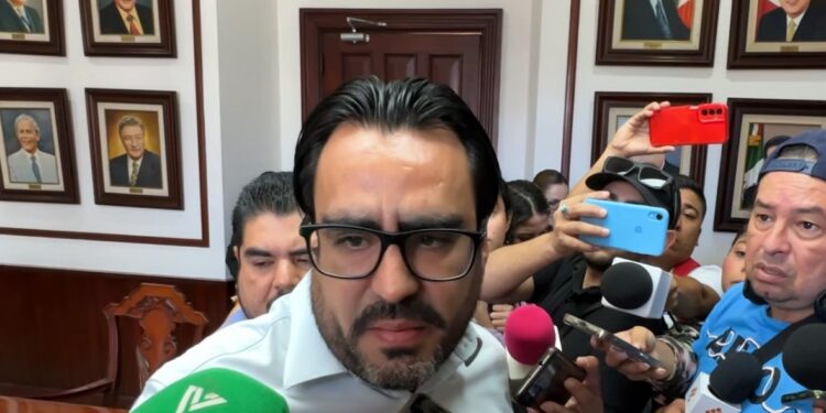 Gámez Mendivil confirma reporte de sujetos armados en la salida sur de Culiacán; acuden policías y no encuentran presencia de grupos