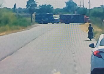 Narcobloqueo en carretera Culiacán-Eldorado y balacera en Las Arenita se registran en estos momentos