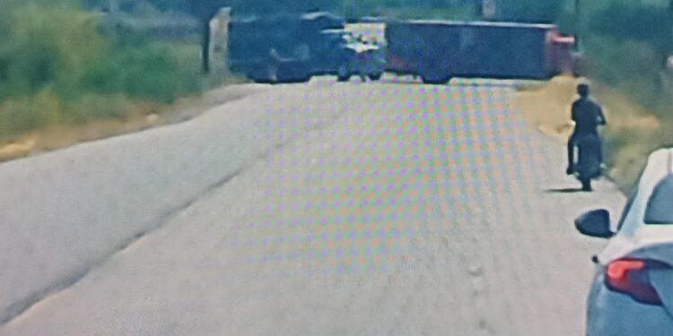 Narcobloqueo en carretera Culiacán-Eldorado y balacera en Las Arenita se registran en estos momentos