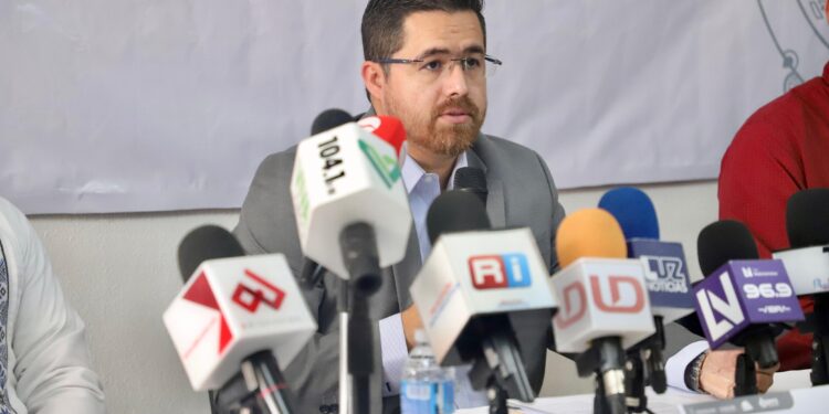 Estudiante de Cobaes atropellado en Angostura en medio de ola de violencia, registra fractura de gravedad