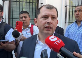 Nosotros estamos urgimos en regresar a la presencialidad, pero la violencia lo impide: Robespierre Lizárraga