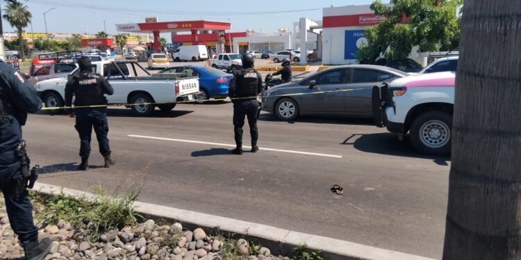 Asaltantes balean a un hombre frente a la Feria Ganadera