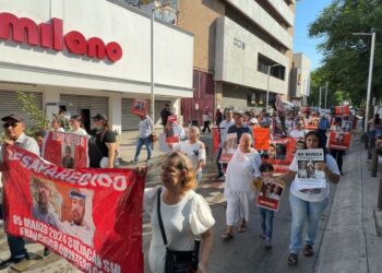 Sabuesos Guerreras marchan en Culiacán para exigir que paren los levantones