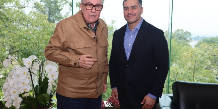 Rocha se reúne con el secretario Omar García Harfuch para analizar seguridad en Sinaloa