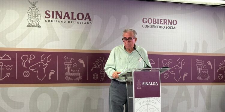 Rocha anuncia que sí habrá temporada de béisbol en Sinaloa al existir condiciones de seguridad