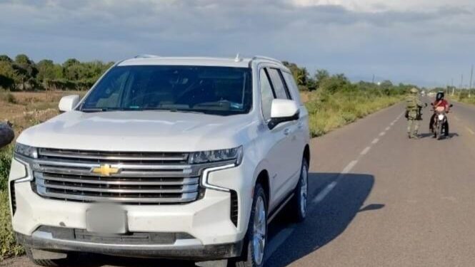 Hallan abandonada la camioneta que le despojaron a Estrella Palacios
