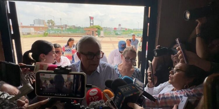 Se cumple hoy un mes de violencia y Rocha Moya asegura Sinaloa camina a favor de recuperar la seguridad