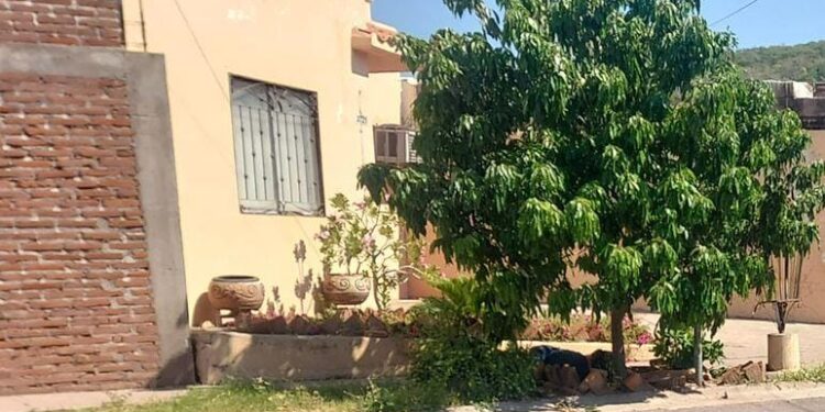 Atentado a balazos en Jardines de Santa Fe deja un hombre sin vida y otro herido