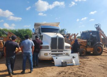 Muere joven mecánico al ser aplastado por la caja de una góndola