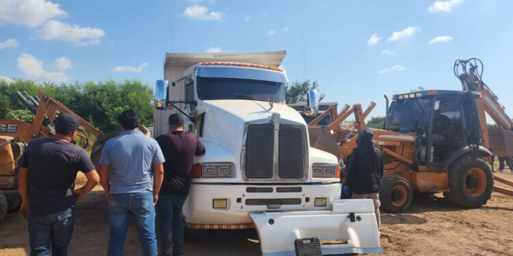 Muere joven mecánico al ser aplastado por la caja de una góndola