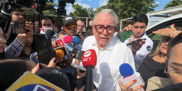 Agresión a balazos a El Debate es un atentado a la libertad de prensa: Rocha Moya