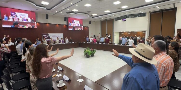 Empresarios y diputados ponen en marcha la campaña “Somos más Quienen Construimos Paz”