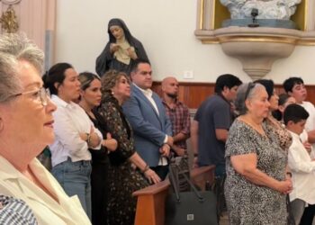 Por su cumpleaños y tercer mes de partida, ofician misa a Cuén Ojeda