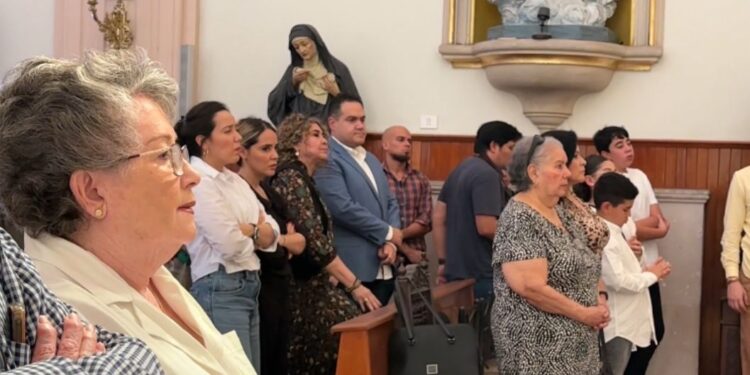 Por su cumpleaños y tercer mes de partida, ofician misa a Cuén Ojeda