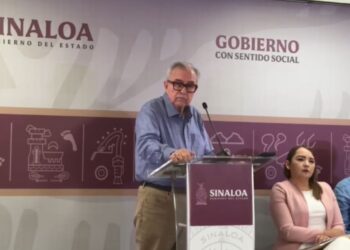 Rocha Moya se ofrece para reunir firmas para su revocación de mandato, por que solos no podrán