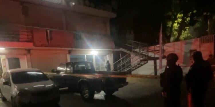 Matan a balazos a un hombre frente al Cobaes 22 en el fraccionamiento Arboledas