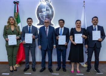 Rinden protesta 5 nuevos funcionarios en el gabinete estatal