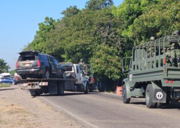 Enfrentamiento entre militares y civiles armados deja un herido y tres detenidos