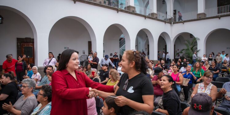 “Es un incentivo para nosotros”: comerciantes de Culiacán al recibir Apoyos Económicos Emergentes