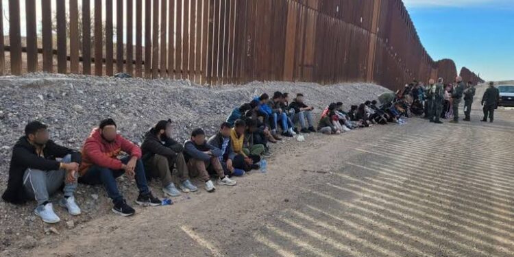 La migración en Sinaloa hacia EUA deberá abordarse desde la política nacional: Feliciano Castro ante advertencia de Trump