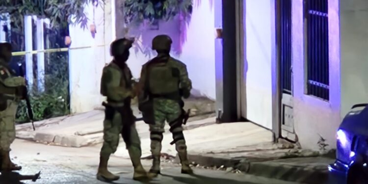 Atacan vivienda de la Lázaro Cárdenas con explosivos