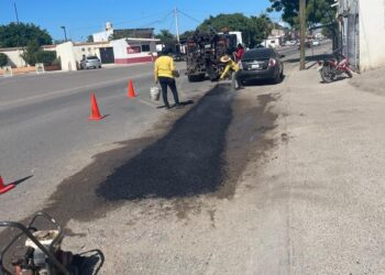 Gobierno del Estado inició con la rehabilitación de calles de Eldorado: SOP