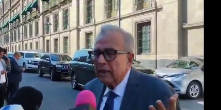 Rocha acude a reunión con la presidenta Claudia Sheinbaum para ver avances del IMSS Bienestar en Sinaloa