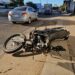 Motociclista sufre accidente en la glorieta Cuauhtémoc y es llevado a un hospital