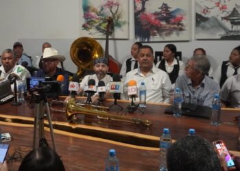 A jalar con la Banda de Músicos y Meseros que necesitan ayuda urgente, convocan ciudadanos